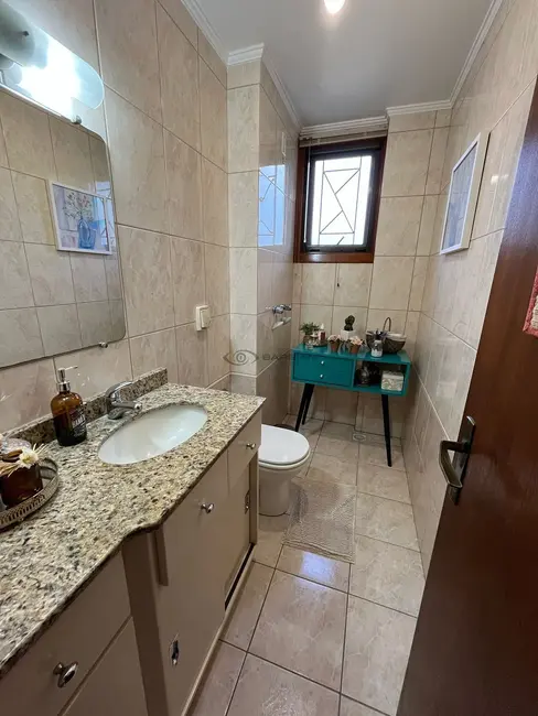 Foto 9 de Apartamento com 3 quartos à venda, 195m2 em Centro, Santa Cruz Do Sul - RS