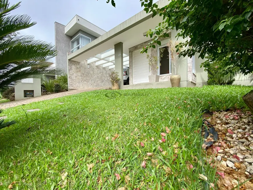 Foto 1 de Casa com 3 quartos à venda, 191m2 em Country, Santa Cruz Do Sul - RS