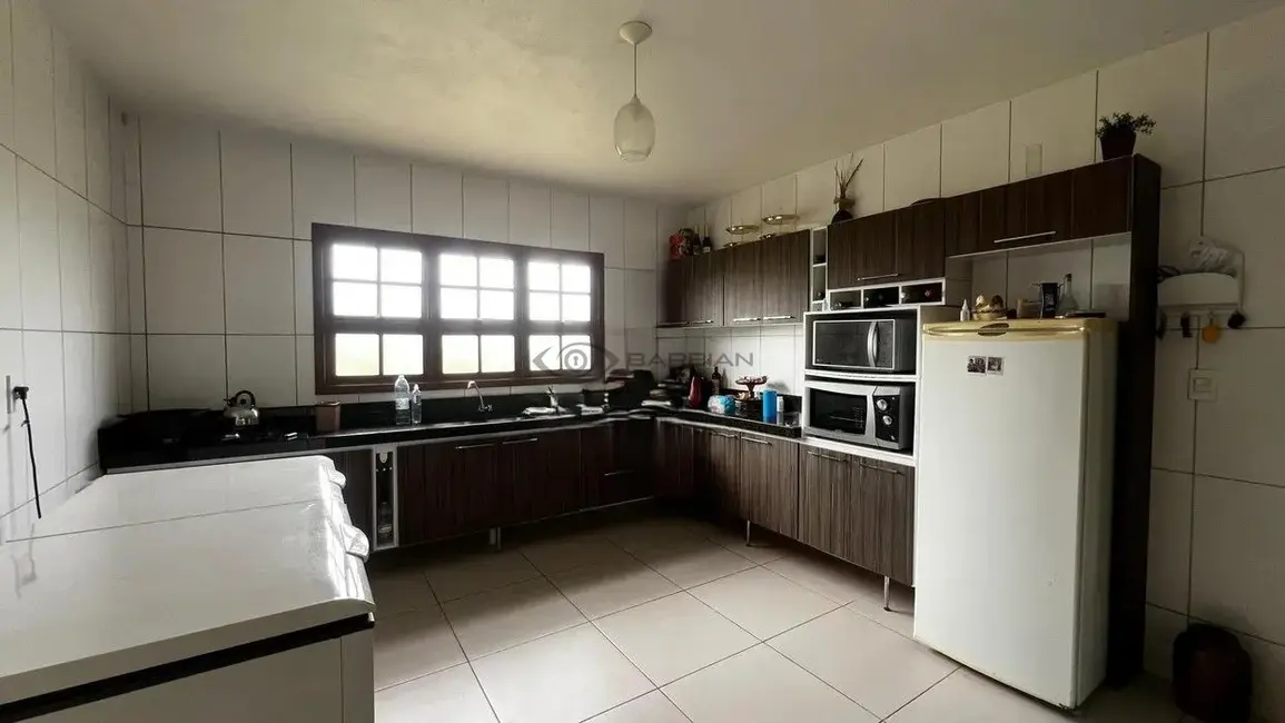 Foto 3 de Chácara com 3 quartos à venda, 168m2 em Santa Cruz Do Sul - RS