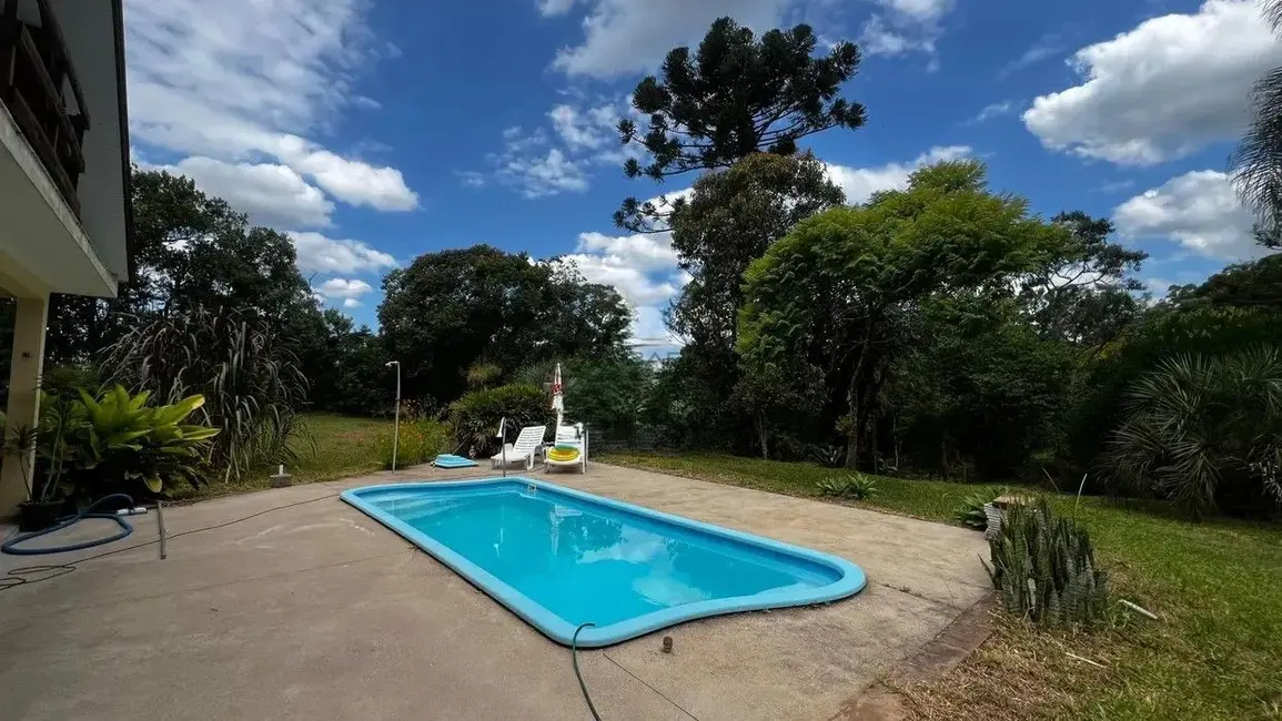 Foto 2 de Chácara com 3 quartos à venda, 168m2 em Santa Cruz Do Sul - RS