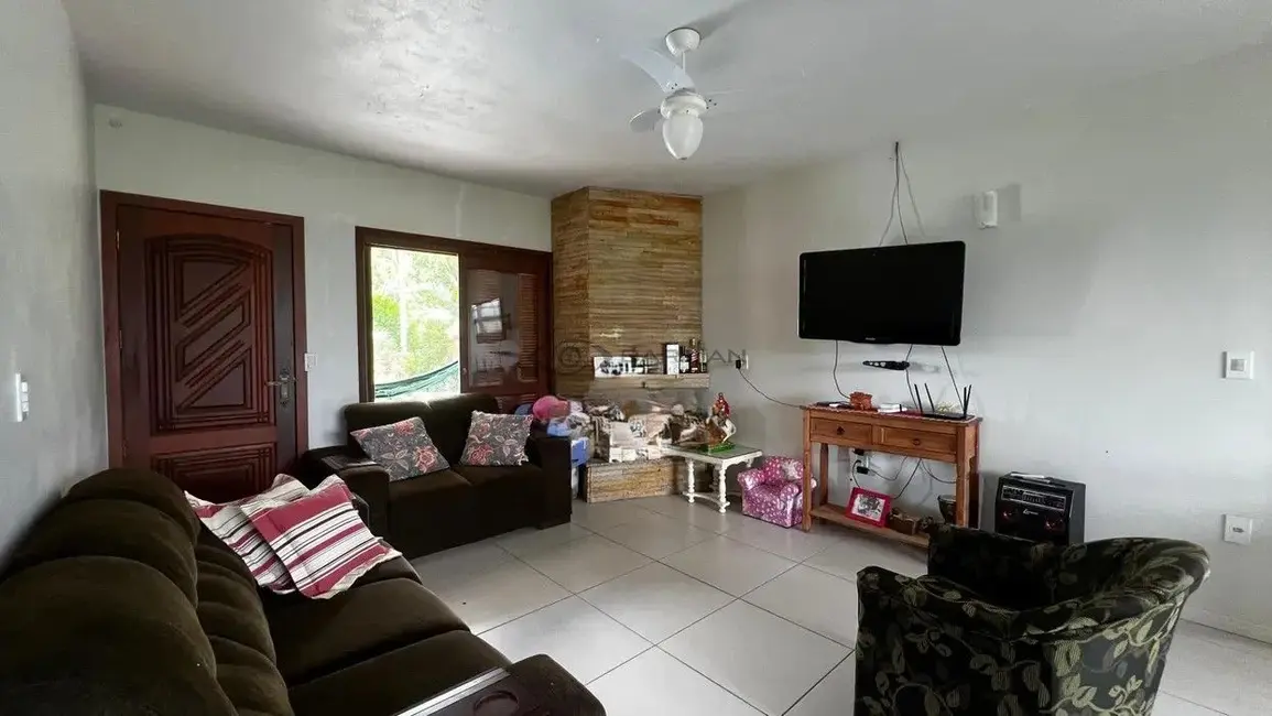 Foto 5 de Chácara com 3 quartos à venda, 168m2 em Santa Cruz Do Sul - RS