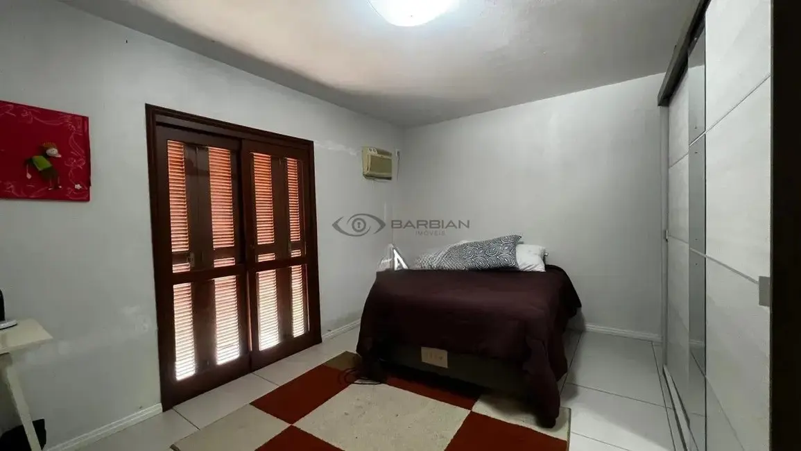 Foto 7 de Chácara com 3 quartos à venda, 168m2 em Santa Cruz Do Sul - RS