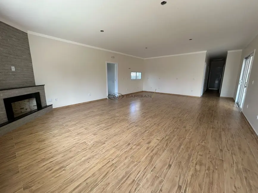 Casa com 3 quartos à venda, 159m2 em Linha Santa Cruz, Santa Cruz Do Sul - RS - imagem 5 Foto 5 de Casa com 3 quartos à venda, 159m2 em Linha Santa Cruz, Santa Cruz Do Sul - RS