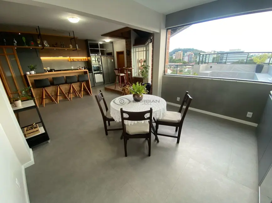 Cobertura com 3 quartos à venda, 186m2 em Santo Inácio, Santa Cruz Do Sul - RS - imagem 4 Foto 4 de Cobertura com 3 quartos à venda, 186m2 em Santo Inácio, Santa Cruz Do Sul - RS