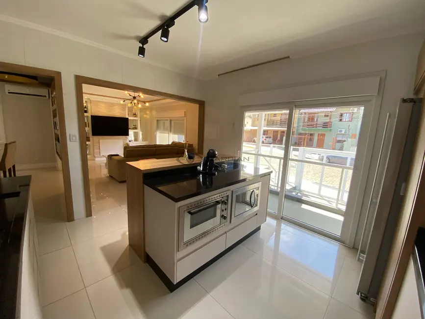 Foto 5 de Casa com 3 quartos à venda, 222m2 em Centro, Santa Cruz Do Sul - RS