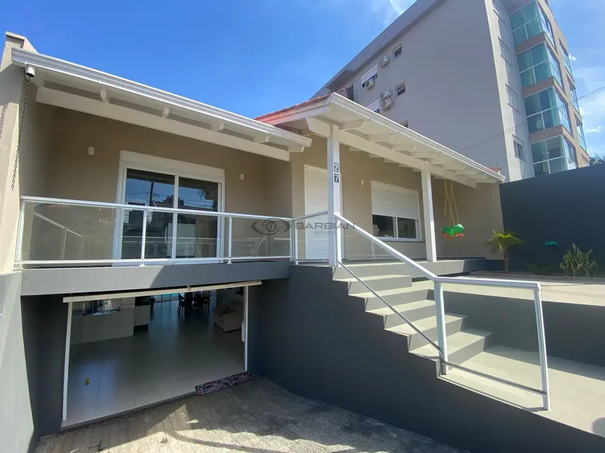 Foto 1 de Casa com 3 quartos à venda, 222m2 em Centro, Santa Cruz Do Sul - RS