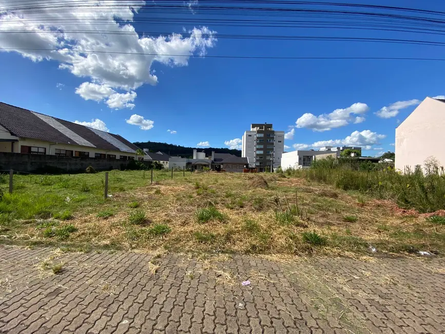 Foto 2 de Terreno / Lote à venda, 425m2 em Independência, Santa Cruz Do Sul - RS