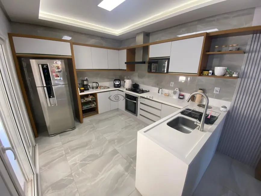 Foto 5 de Casa com 3 quartos à venda, 195m2 em João Alves, Santa Cruz Do Sul - RS