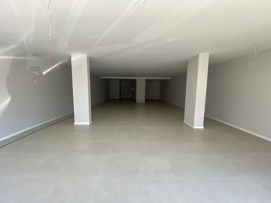 Sala Comercial com 1 quarto à venda, 157m2 em Centro, Santa Cruz Do Sul - RS - imagem 2 Foto 2 de Sala Comercial com 1 quarto à venda, 157m2 em Centro, Santa Cruz Do Sul - RS