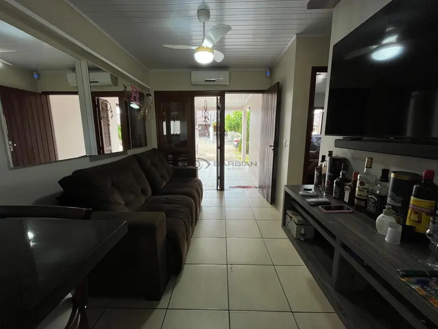 Casa com 2 quartos à venda, 64m2 em João Alves, Santa Cruz Do Sul - RS - imagem 2 Foto 2 de Casa com 2 quartos à venda, 64m2 em João Alves, Santa Cruz Do Sul - RS