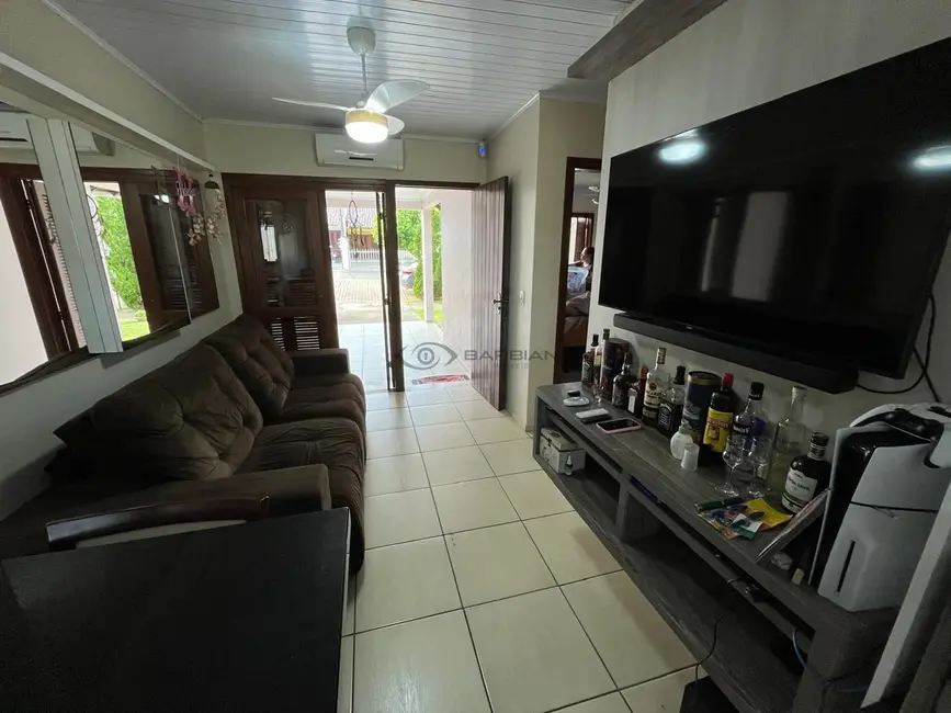Casa com 2 quartos à venda, 64m2 em João Alves, Santa Cruz Do Sul - RS - imagem 3 Foto 3 de Casa com 2 quartos à venda, 64m2 em João Alves, Santa Cruz Do Sul - RS