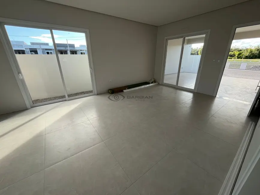 Foto 2 de Casa com 3 quartos à venda, 150m2 em Linha Santa Cruz, Santa Cruz Do Sul - RS