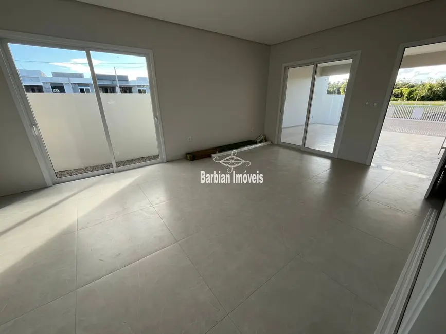 Foto 2 de Casa com 3 quartos à venda, 150m2 em Linha Santa Cruz, Santa Cruz Do Sul - RS