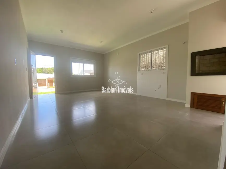 Foto 2 de Casa com 2 quartos à venda, 68m2 em João Alves, Santa Cruz Do Sul - RS