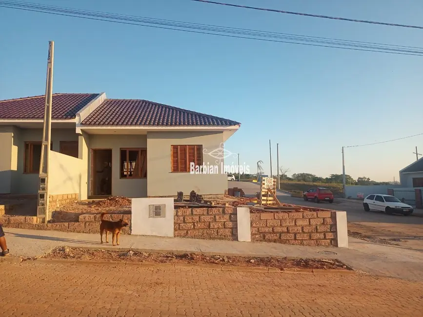 Foto 1 de Casa com 2 quartos à venda, 40m2 em Esmeralda, Santa Cruz Do Sul - RS