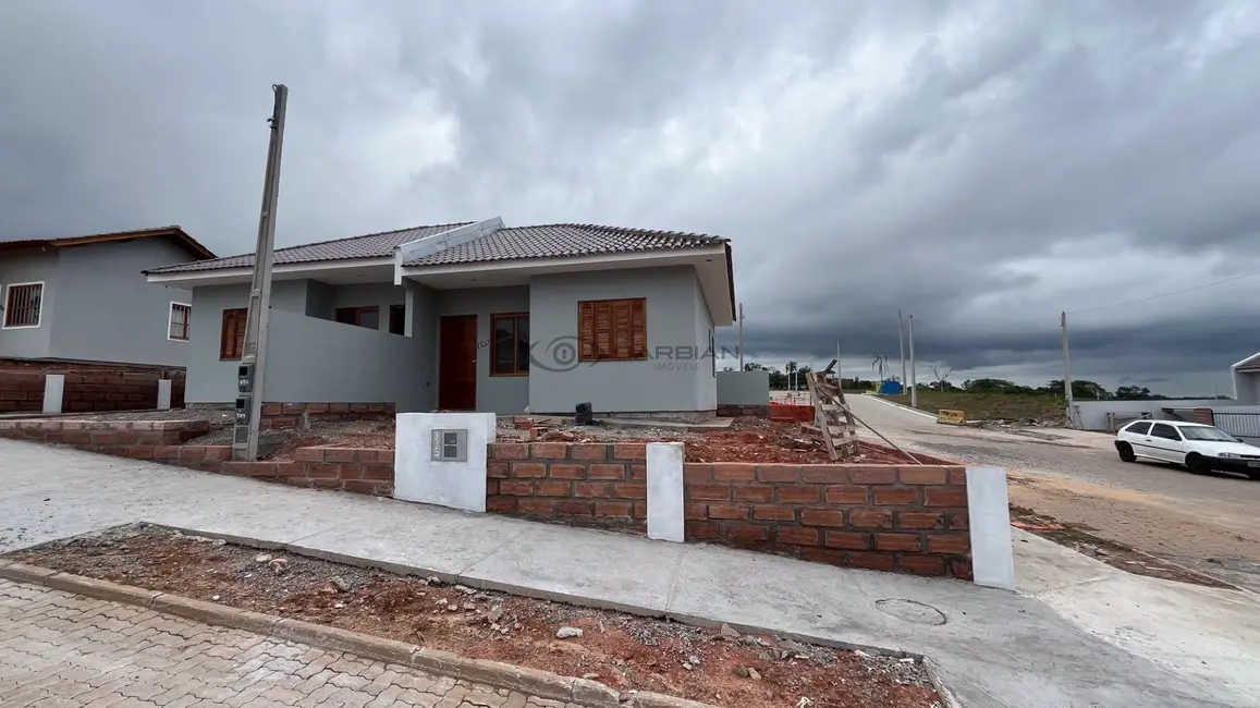 Foto 2 de Casa com 2 quartos à venda, 40m2 em Esmeralda, Santa Cruz Do Sul - RS