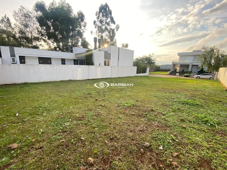 Foto 2 de Terreno / Lote à venda, 329m2 em Country, Santa Cruz Do Sul - RS