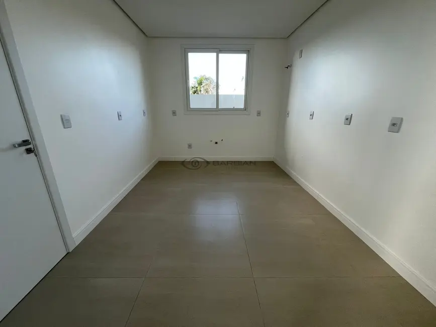 Casa com 3 quartos à venda, 205m2 em Country, Santa Cruz Do Sul - RS - imagem 5 Foto 5 de Casa com 3 quartos à venda, 205m2 em Country, Santa Cruz Do Sul - RS