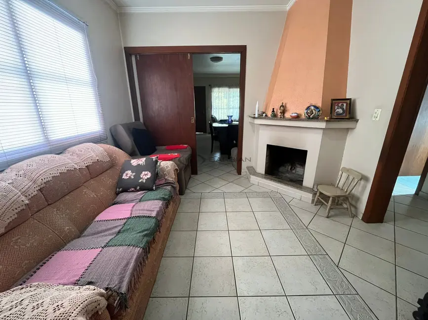 Foto 6 de Casa com 3 quartos à venda, 183m2 em Centro, Santa Cruz Do Sul - RS