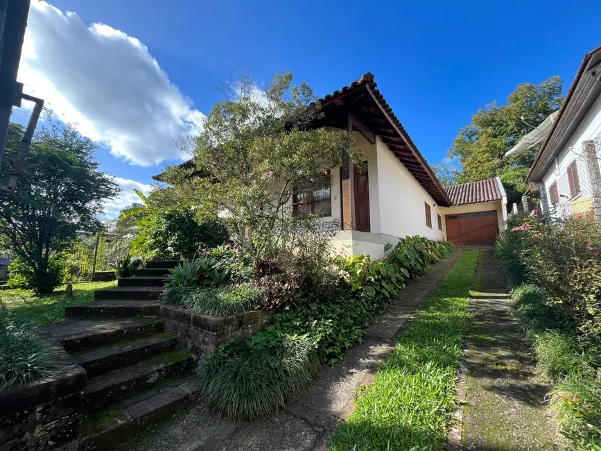 Foto 1 de Casa com 3 quartos à venda, 183m2 em Centro, Santa Cruz Do Sul - RS