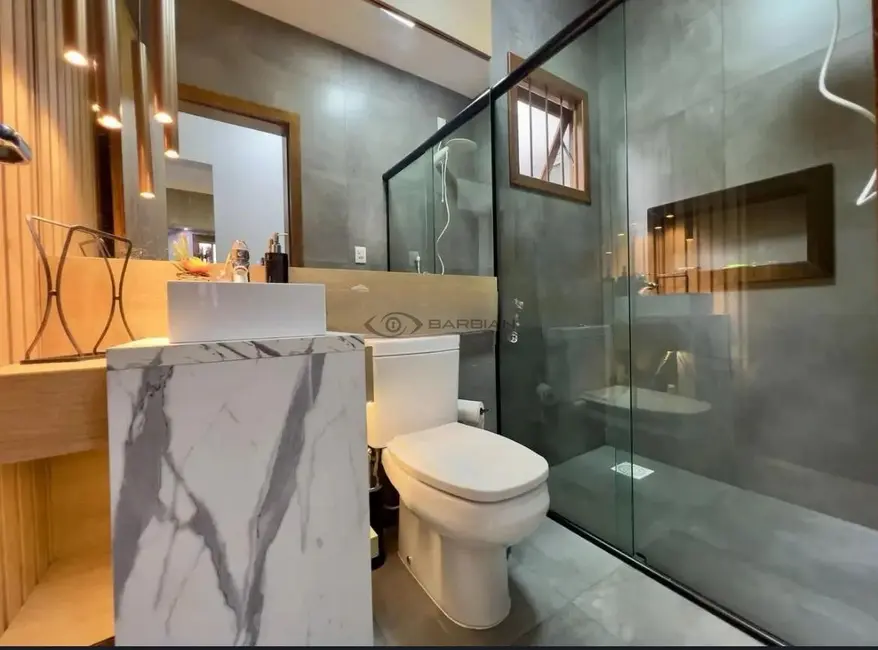 Casa com 4 quartos à venda, 172m2 em Esmeralda, Santa Cruz Do Sul - RS - imagem 4 Foto 4 de Casa com 4 quartos à venda, 172m2 em Esmeralda, Santa Cruz Do Sul - RS