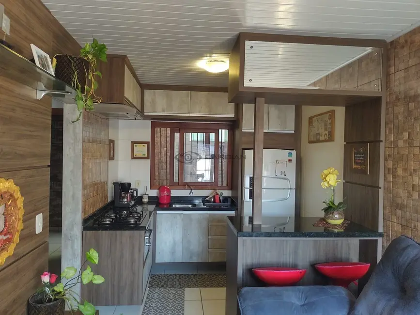 Foto 1 de Casa com 2 quartos à venda, 45m2 em Santo Antônio, Santa Cruz Do Sul - RS