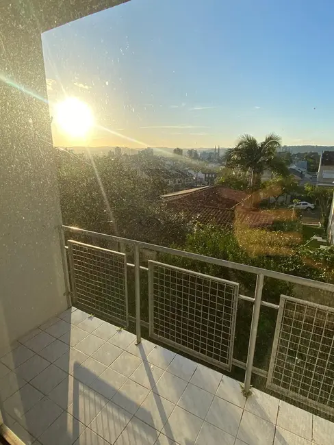 Foto 2 de Apartamento com 3 quartos à venda, 74m2 em Bonfim, Santa Cruz Do Sul - RS