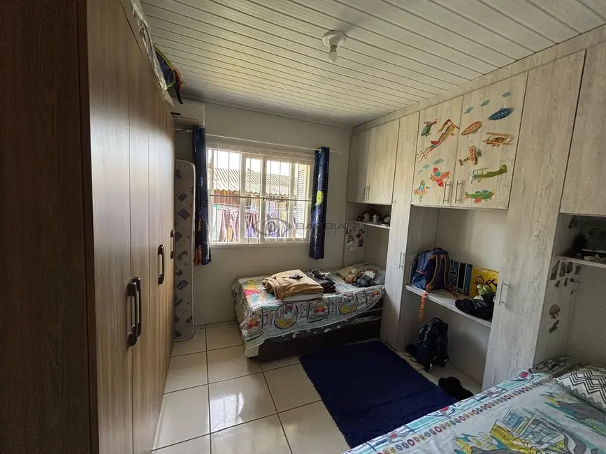 Casa com 2 quartos à venda, 69m2 em Senai, Santa Cruz Do Sul - RS - imagem 8 Foto 8 de Casa com 2 quartos à venda, 69m2 em Senai, Santa Cruz Do Sul - RS