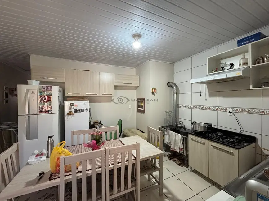 Casa com 2 quartos à venda, 69m2 em Senai, Santa Cruz Do Sul - RS - imagem 5 Foto 5 de Casa com 2 quartos à venda, 69m2 em Senai, Santa Cruz Do Sul - RS