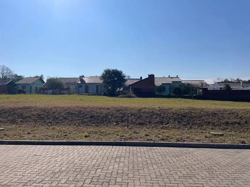 Foto 2 de Terreno / Lote à venda, 300m2 em Linha Santa Cruz, Santa Cruz Do Sul - RS