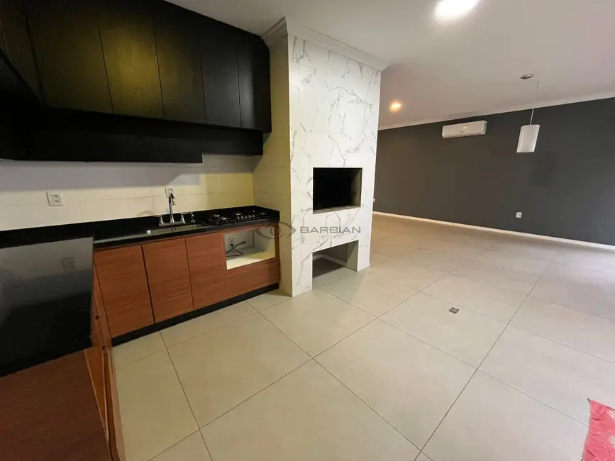 Foto 8 de Casa com 3 quartos à venda, 176m2 em Country, Santa Cruz Do Sul - RS