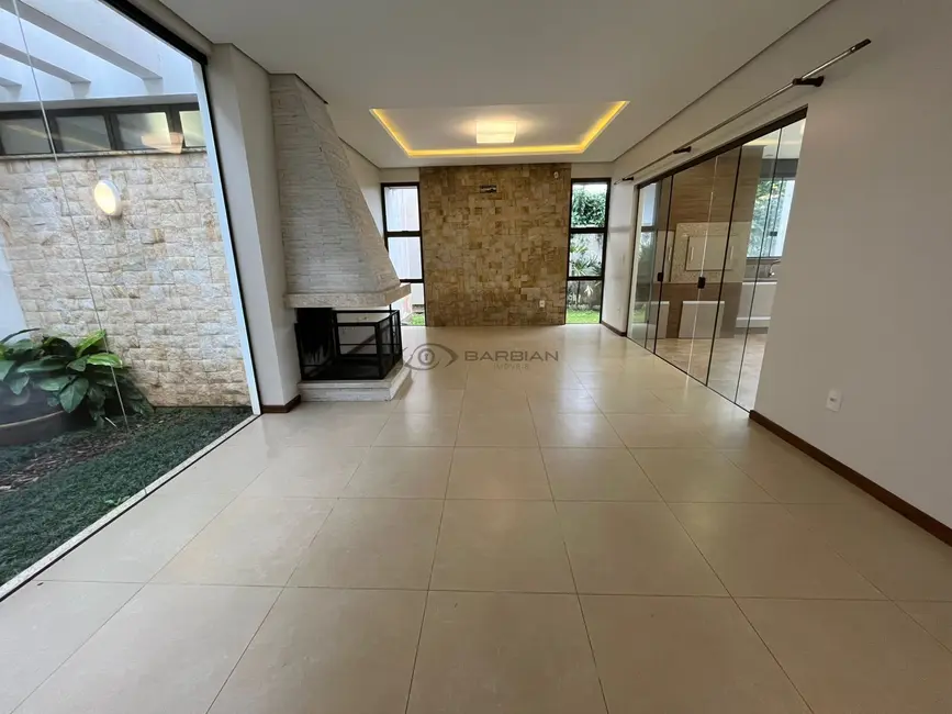 Casa com 3 quartos à venda, 170m2 em Country, Santa Cruz Do Sul - RS - imagem 2 Foto 2 de Casa com 3 quartos à venda, 170m2 em Country, Santa Cruz Do Sul - RS