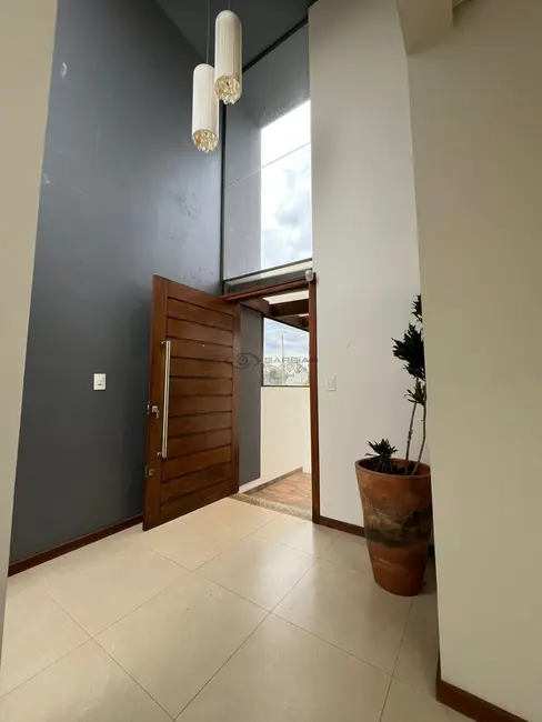 Casa com 3 quartos à venda, 170m2 em Country, Santa Cruz Do Sul - RS - imagem 4 Foto 4 de Casa com 3 quartos à venda, 170m2 em Country, Santa Cruz Do Sul - RS