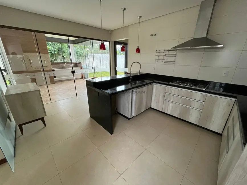 Casa com 3 quartos à venda, 170m2 em Country, Santa Cruz Do Sul - RS - imagem 6 Foto 6 de Casa com 3 quartos à venda, 170m2 em Country, Santa Cruz Do Sul - RS