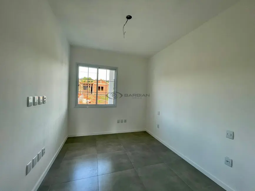 Foto 8 de Casa com 2 quartos à venda, 73m2 em Vera Cruz - RS