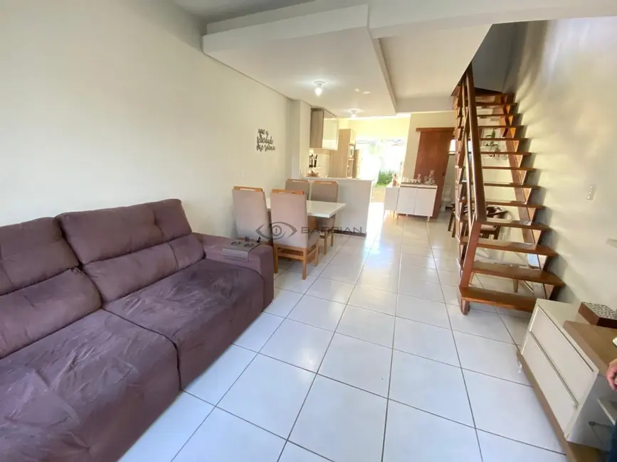 Foto 3 de Apartamento com 2 quartos à venda, 74m2 em Arroio Grande, Santa Cruz Do Sul - RS