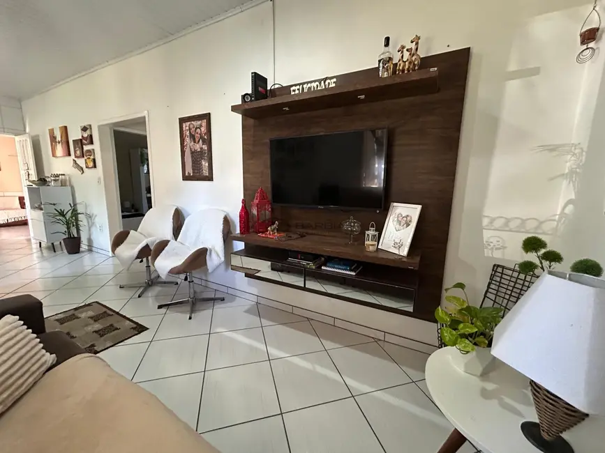 Foto 2 de Casa com 2 quartos à venda, 99m2 em Arroio Grande, Santa Cruz Do Sul - RS