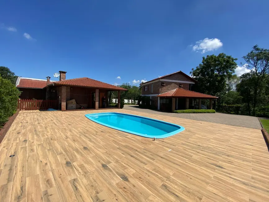 Foto 2 de Chácara com 2 quartos à venda, 2000m2 em Country, Santa Cruz Do Sul - RS