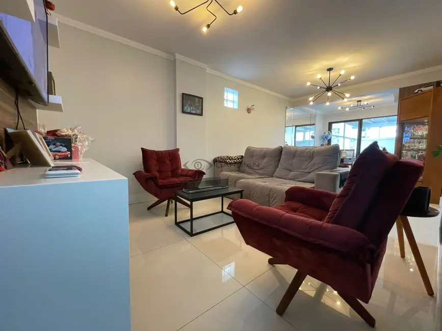 Foto 2 de Apartamento com 3 quartos à venda, 172m2 em Centro, Santa Cruz Do Sul - RS