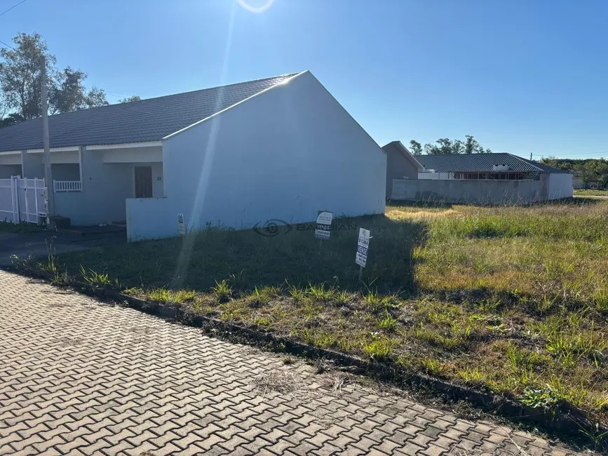 Foto 2 de Terreno / Lote à venda, 384m2 em Vera Cruz - RS