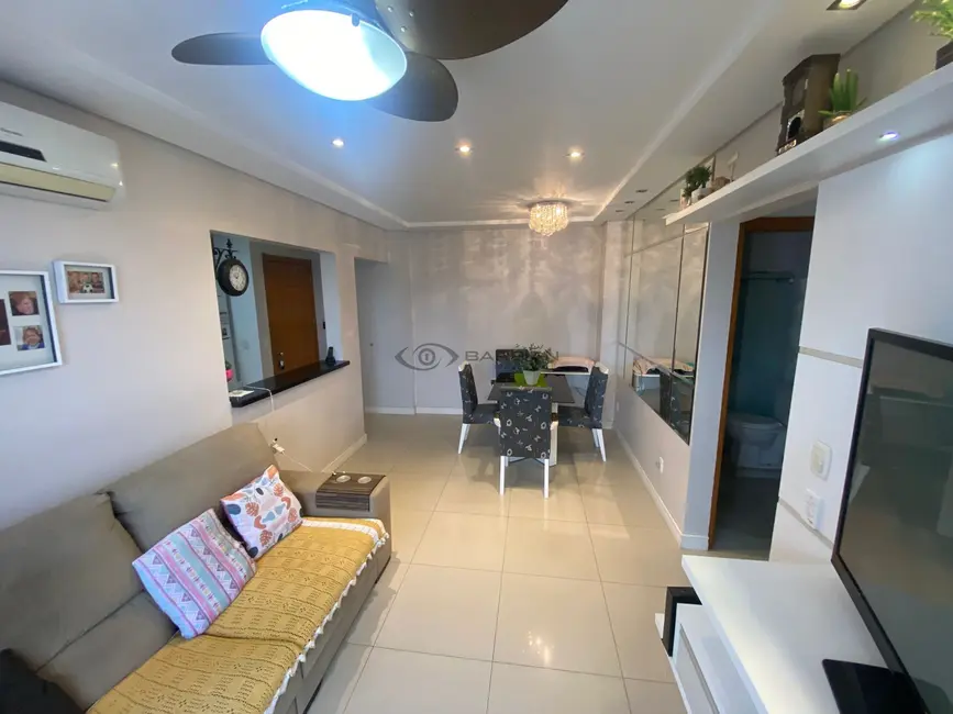 Foto 2 de Apartamento com 3 quartos à venda, 125m2 em Centro, Santa Cruz Do Sul - RS