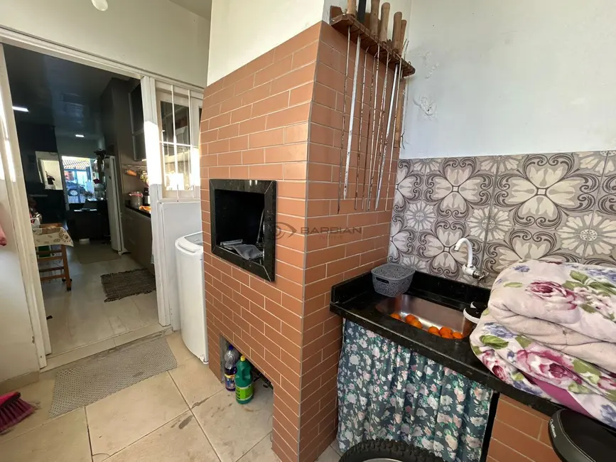 Foto 9 de Casa com 2 quartos à venda, 70m2 em Schulz, Santa Cruz Do Sul - RS