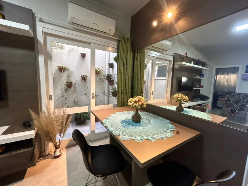 Foto 4 de Casa com 2 quartos à venda, 70m2 em Schulz, Santa Cruz Do Sul - RS