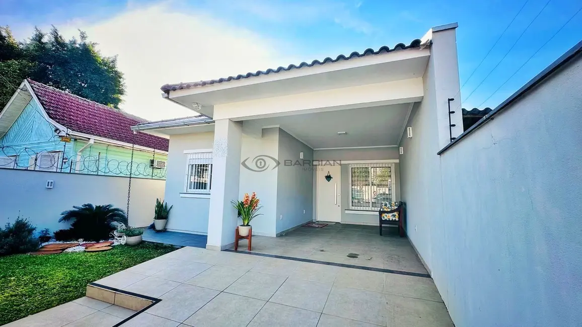 Foto 1 de Casa com 2 quartos à venda, 101m2 em Centro, Santa Cruz Do Sul - RS