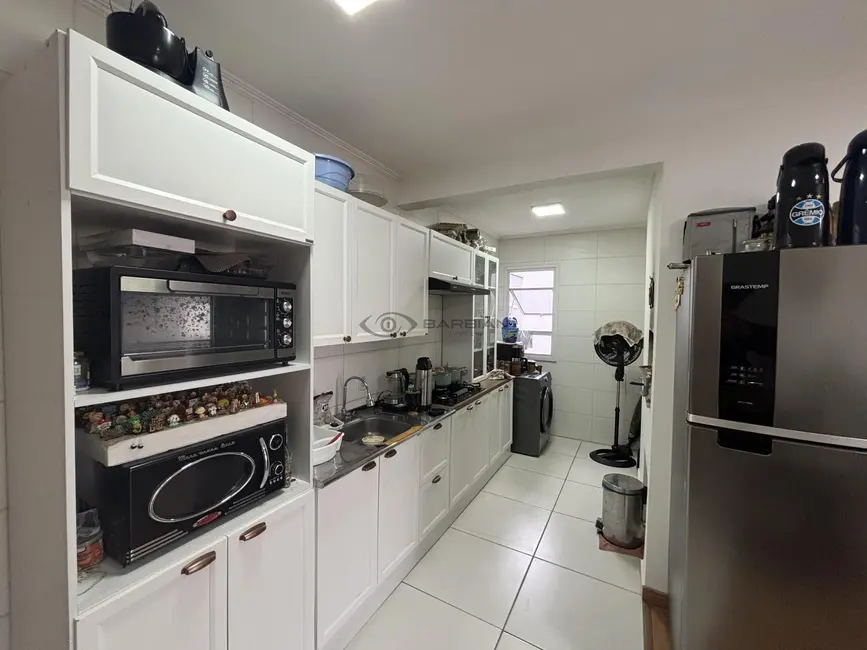 Apartamento com 2 quartos à venda, 77m2 em São João, Santa Cruz Do Sul - RS - imagem 4 Foto 4 de Apartamento com 2 quartos à venda, 77m2 em São João, Santa Cruz Do Sul - RS