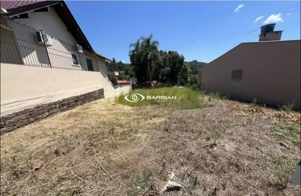 Foto 1 de Terreno / Lote à venda, 451m2 em Renascença, Santa Cruz Do Sul - RS