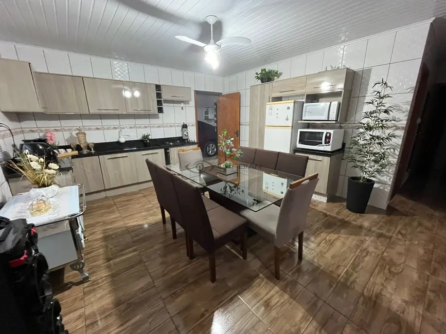 Chácara com 3 quartos à venda, 132m2 em Santa Cruz Do Sul - RS - imagem 6 Foto 6 de Chácara com 3 quartos à venda, 132m2 em Santa Cruz Do Sul - RS