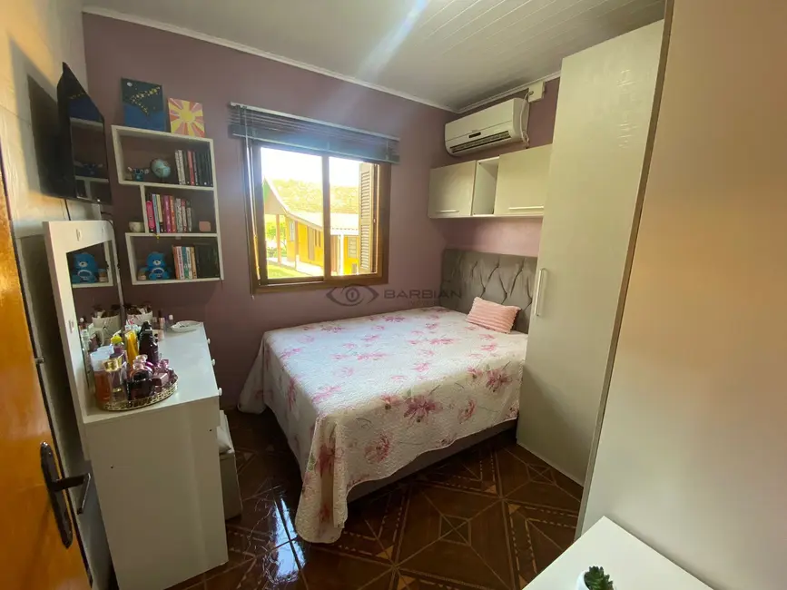 Chácara com 3 quartos à venda, 132m2 em Santa Cruz Do Sul - RS - imagem 9 Foto 9 de Chácara com 3 quartos à venda, 132m2 em Santa Cruz Do Sul - RS