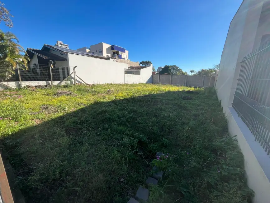 Foto 2 de Terreno / Lote à venda, 332m2 em Santo Inácio, Santa Cruz Do Sul - RS