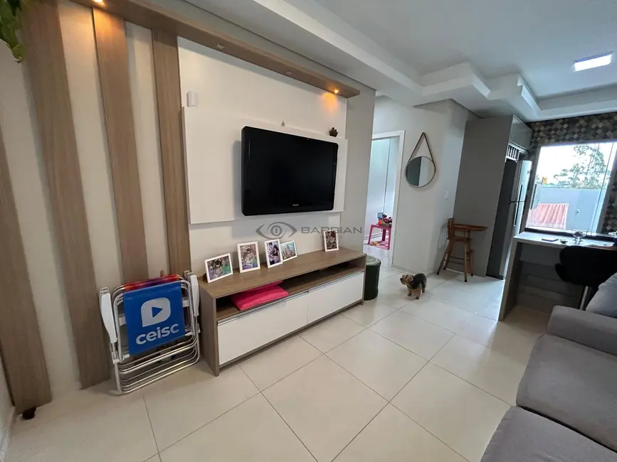 Foto 2 de Casa com 2 quartos à venda, 55m2 em João Alves, Santa Cruz Do Sul - RS